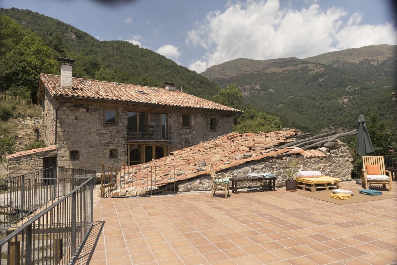 Hostel Mas Rural El Negre Ogassa Exterior foto